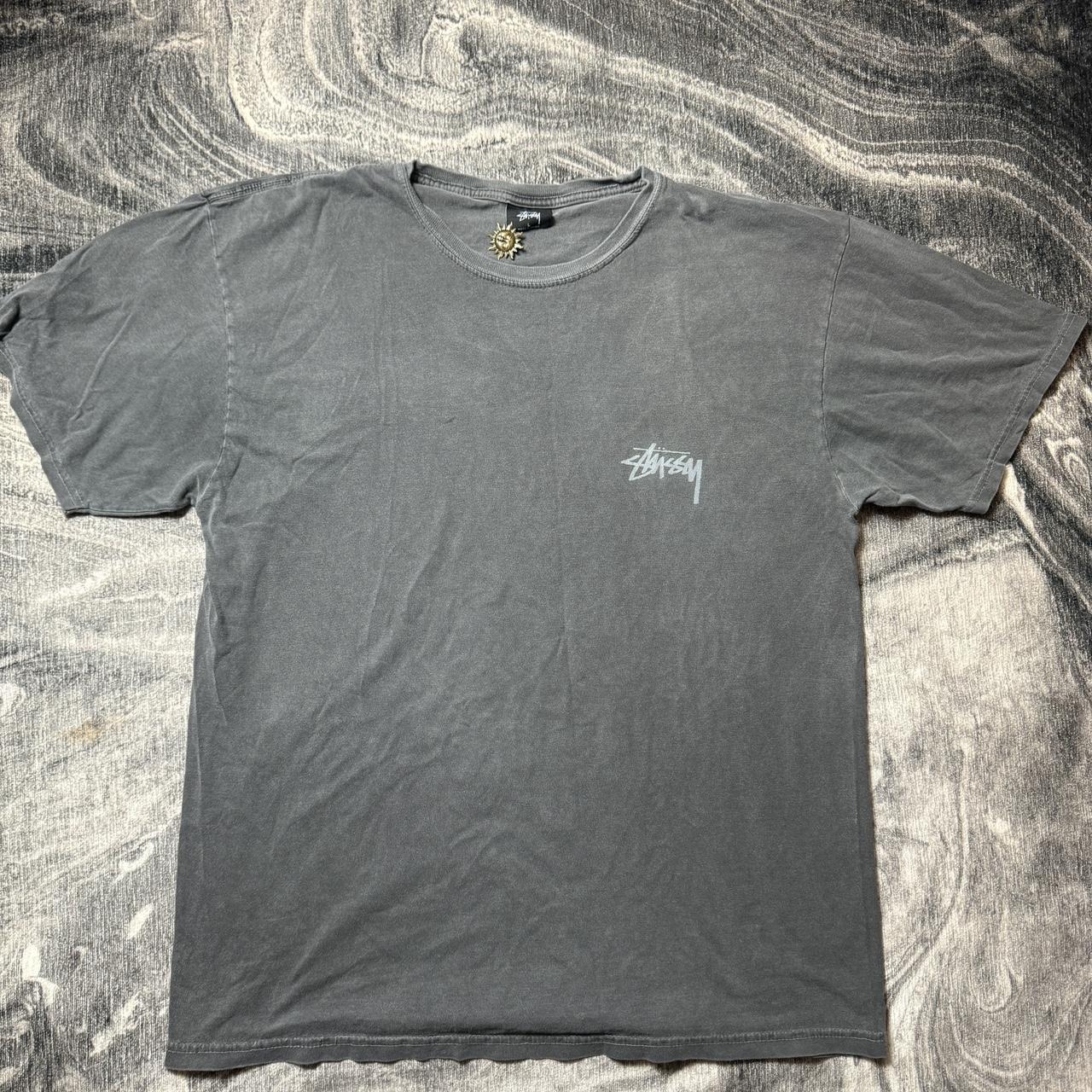 Stüssy Graphic T-Shirt Grey large Pre owned Does... - Depop