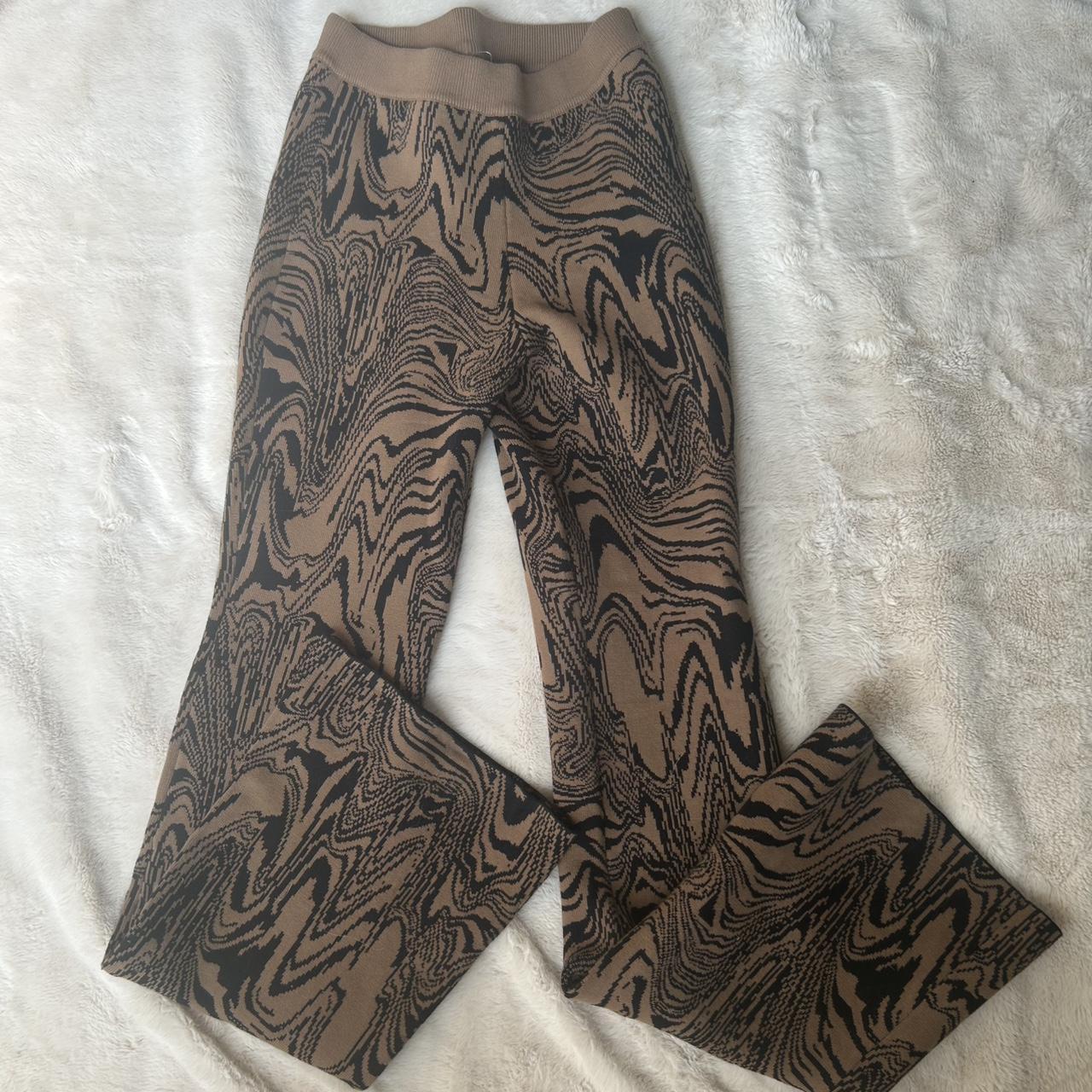 item listed by lily_ofthevalley_