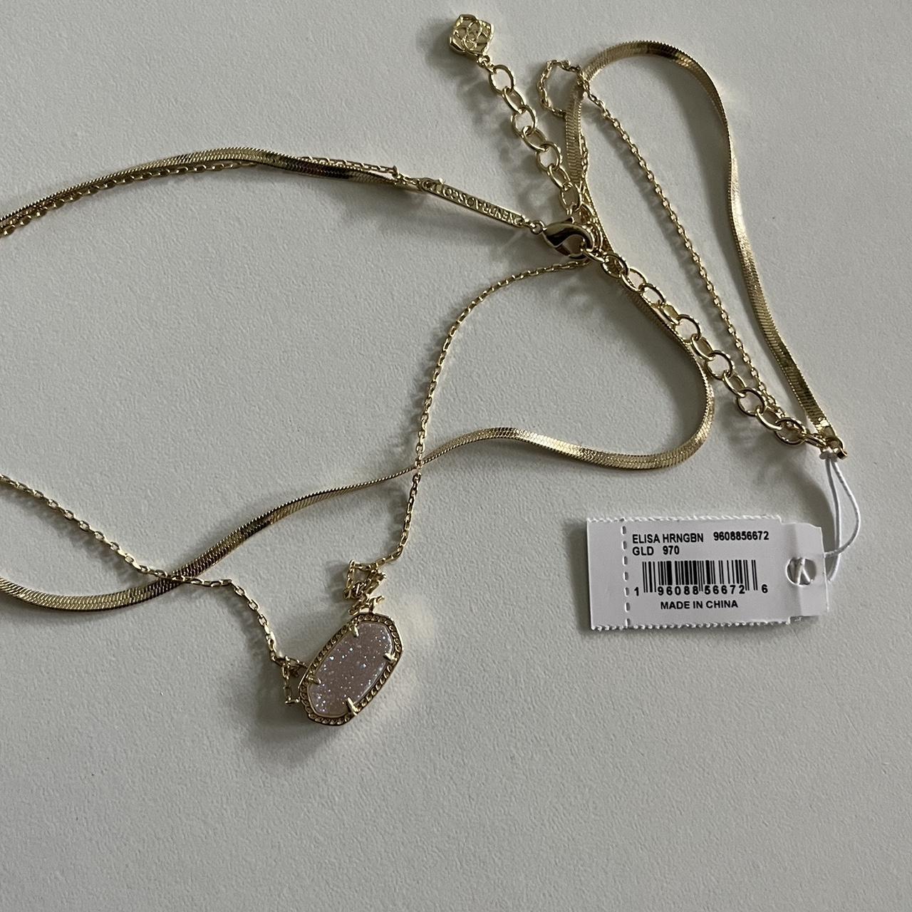 Kendra Scott Herringbone Chain Necklace worn by Det. Kelly Duff (Adrienne  C. Moore) as seen in Pretty Hard Cases (S03E02) | Spotern