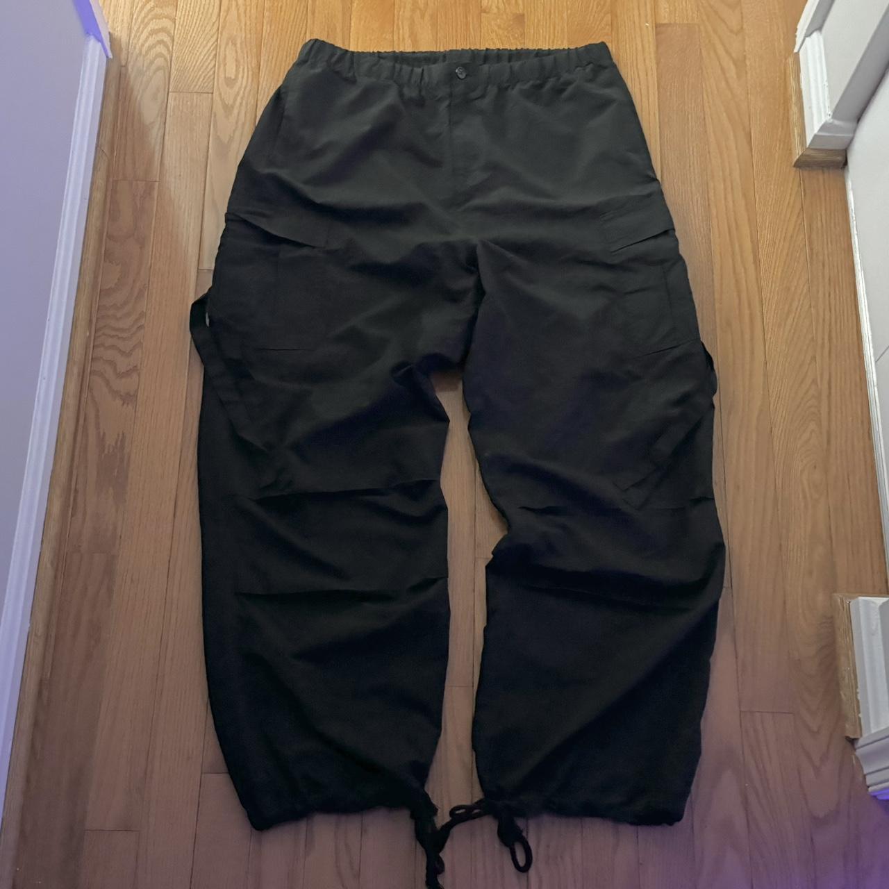 black baggy cargo parachute pants size M-L , 9inch... - Depop