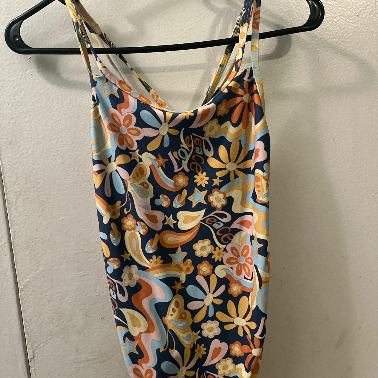 jolyn size 32 old print never worn - Depop