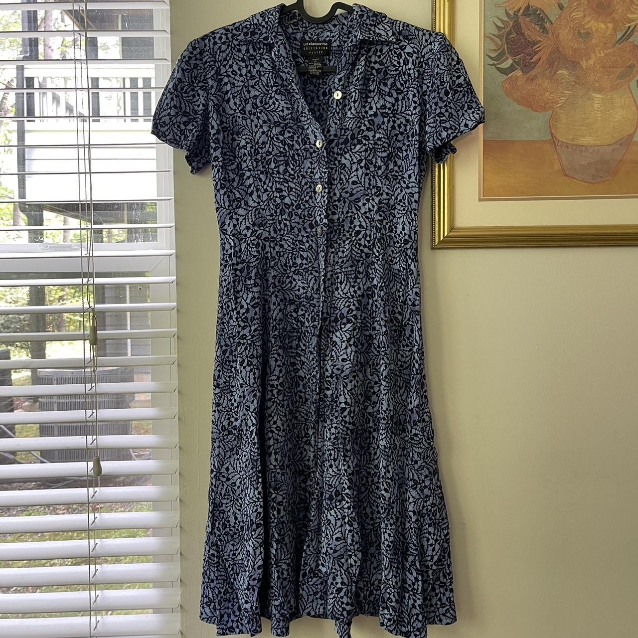 Liz Claiborne Women's Navy and Black Dress | Depop