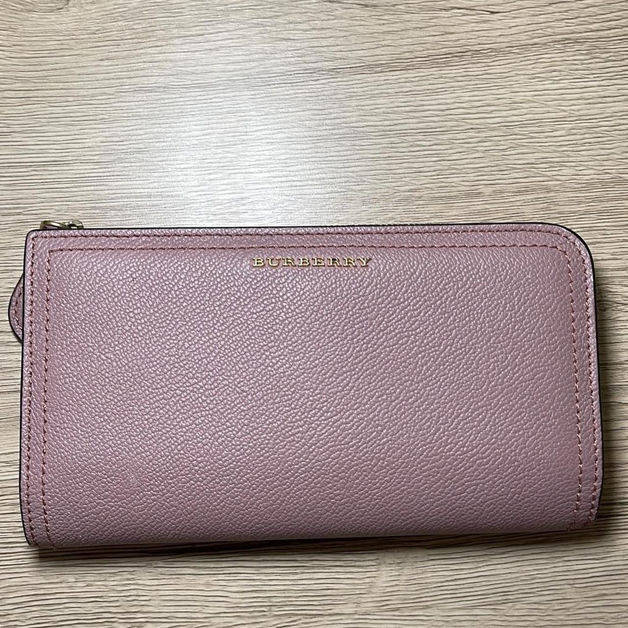 Authentic Burberry Wallet Used a couple times but. Depop