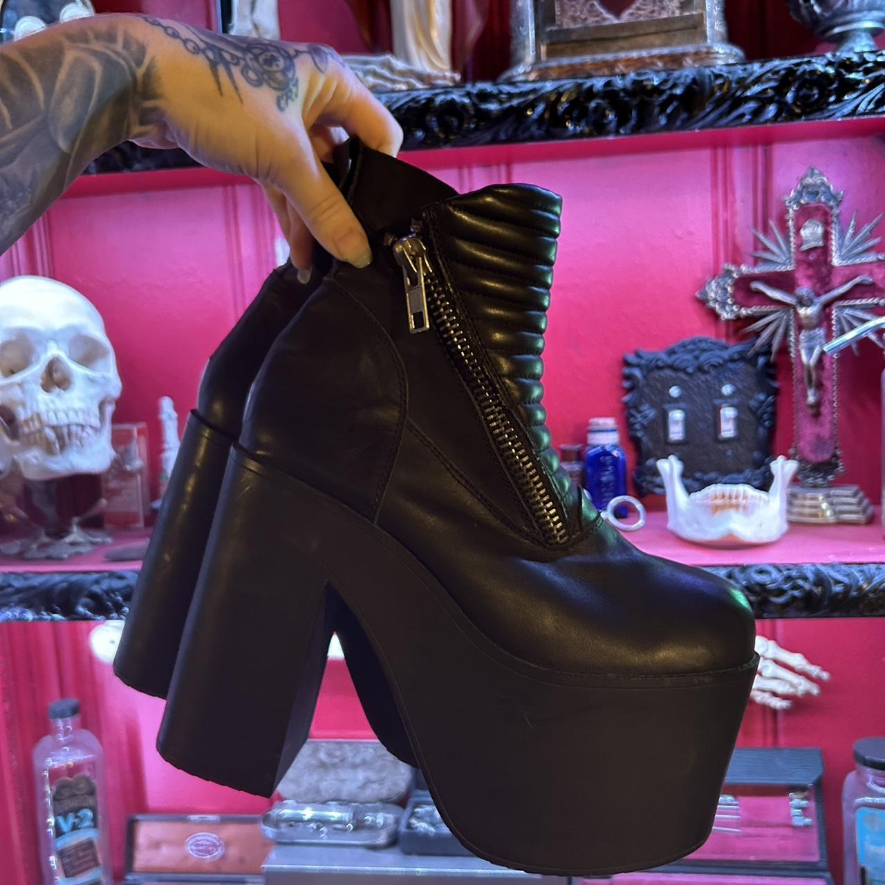 unif boots
