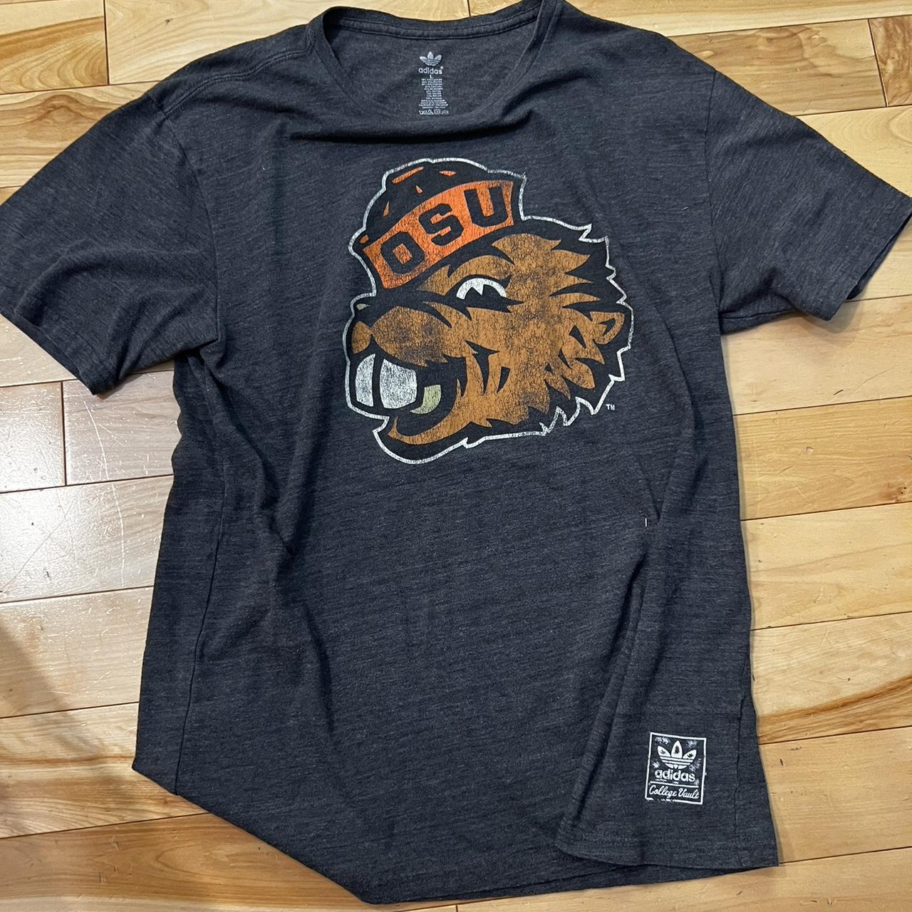 Adidas Men's Navy Tshirt Depop