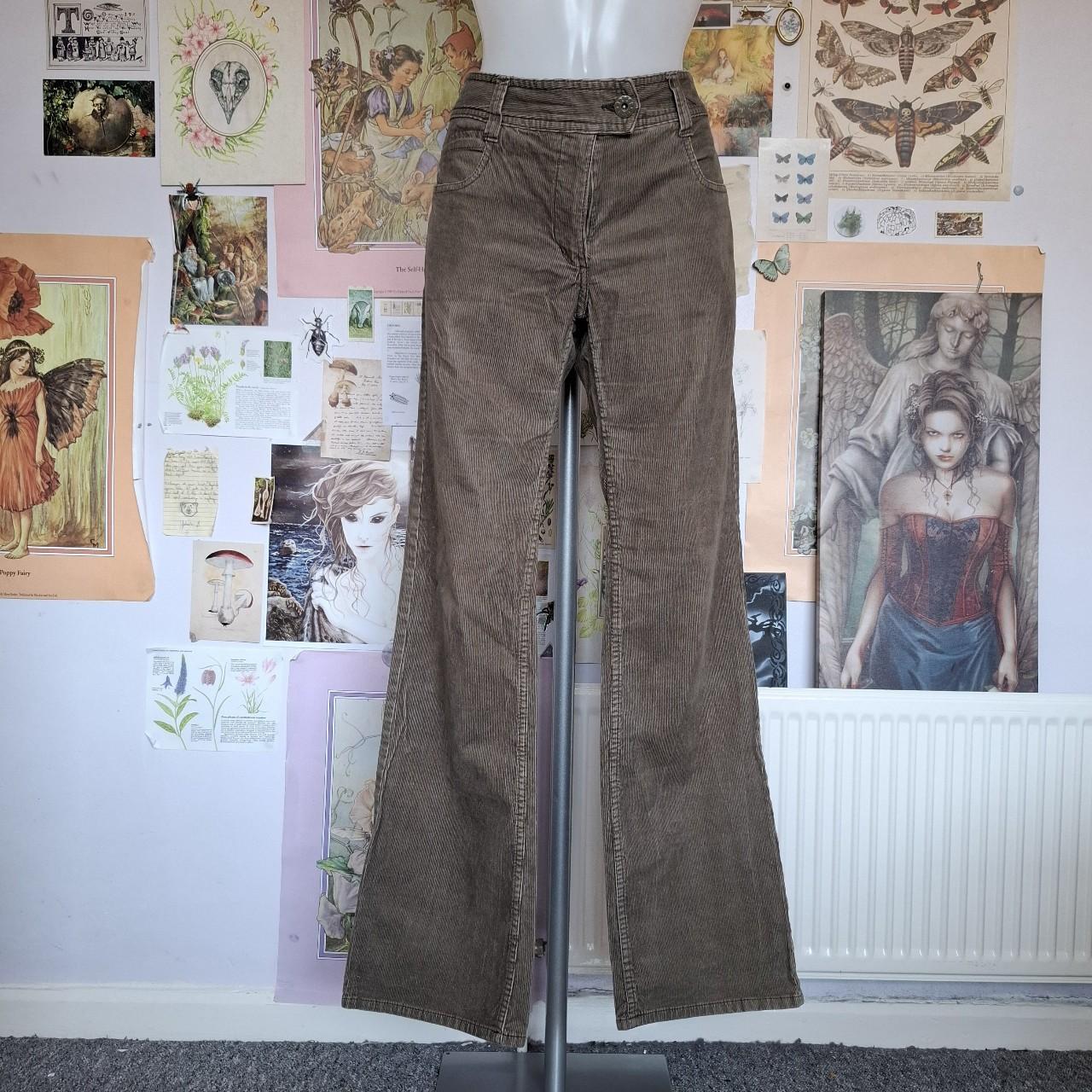 item listed by ontheedgewears
