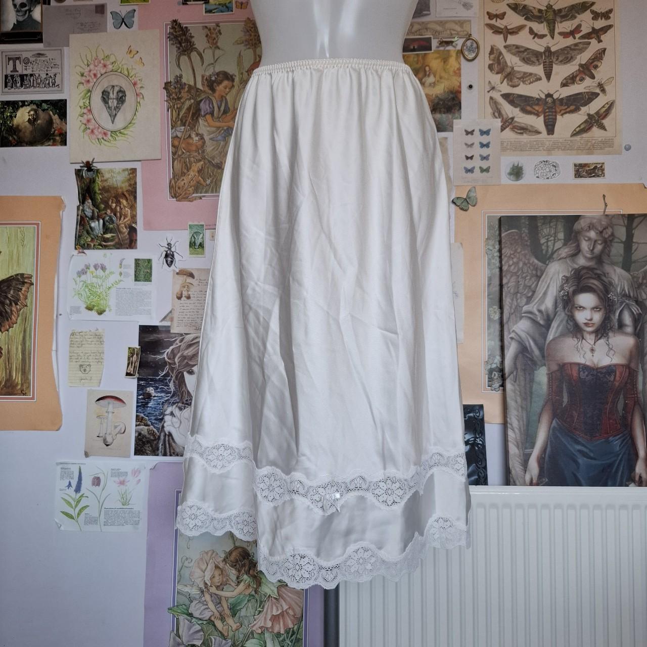 item listed by ontheedgewears