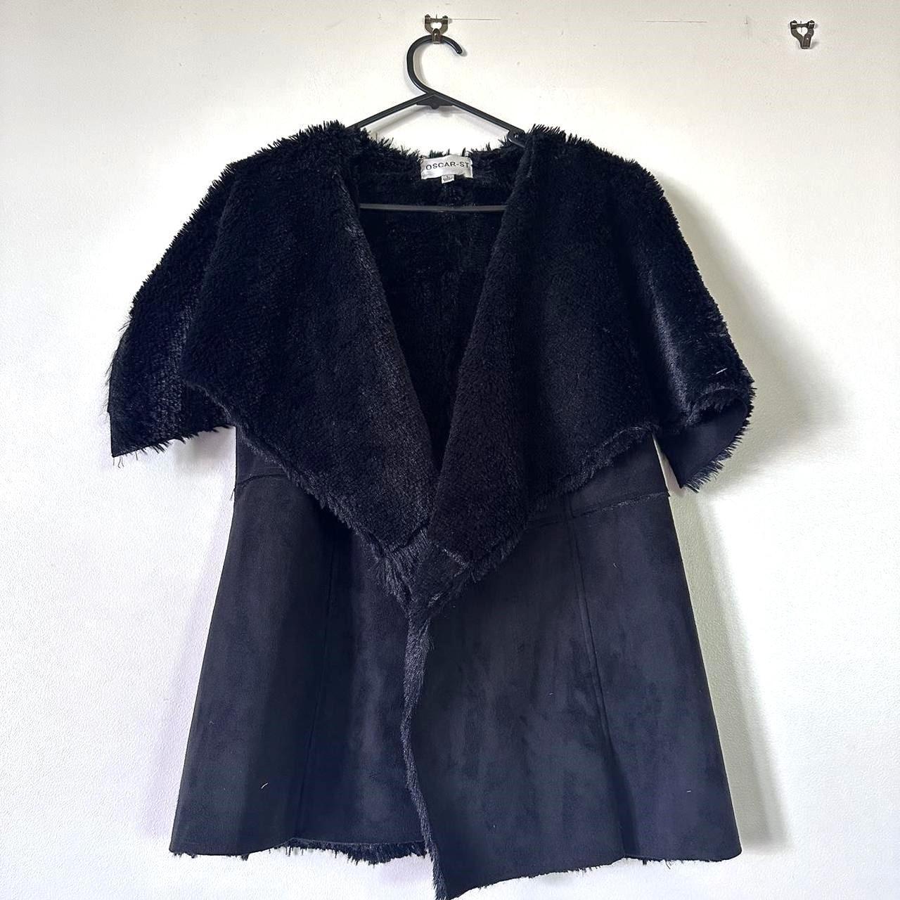 Black fur sleeveless jacket best sale