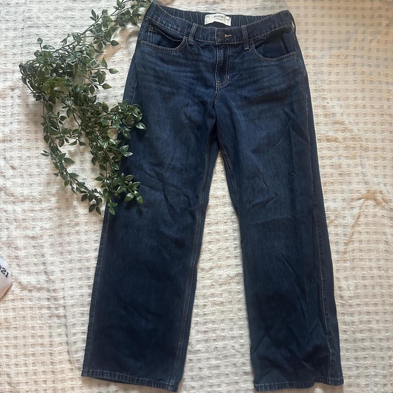 item listed by livsclothes286