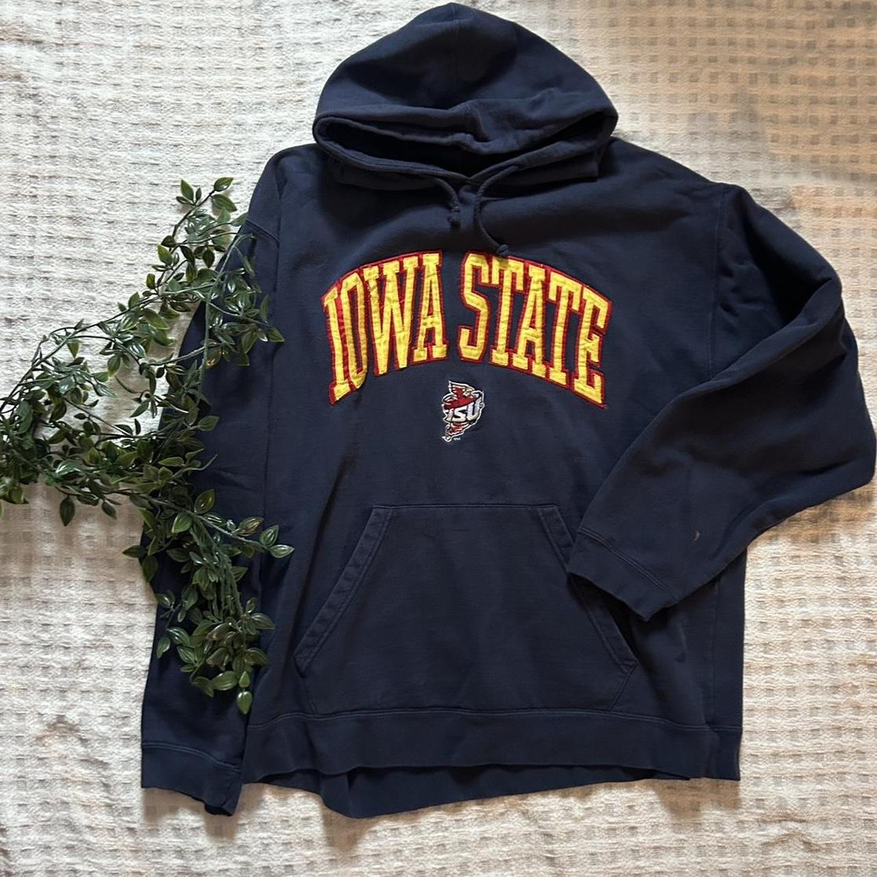item listed by livsclothes286