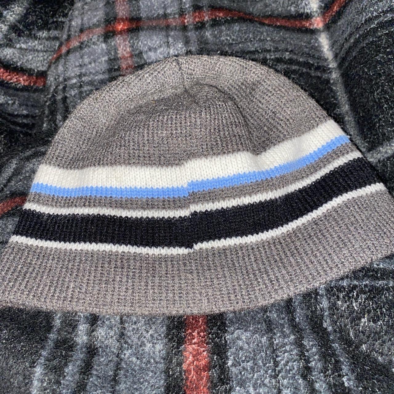 jesse pinkman type beanie grey with stripes one size... - Depop