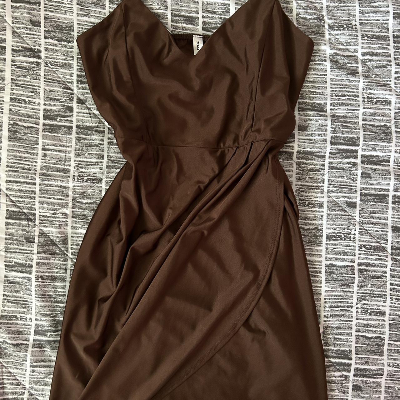 brown dress worn only once for grad pics :) size S - Depop