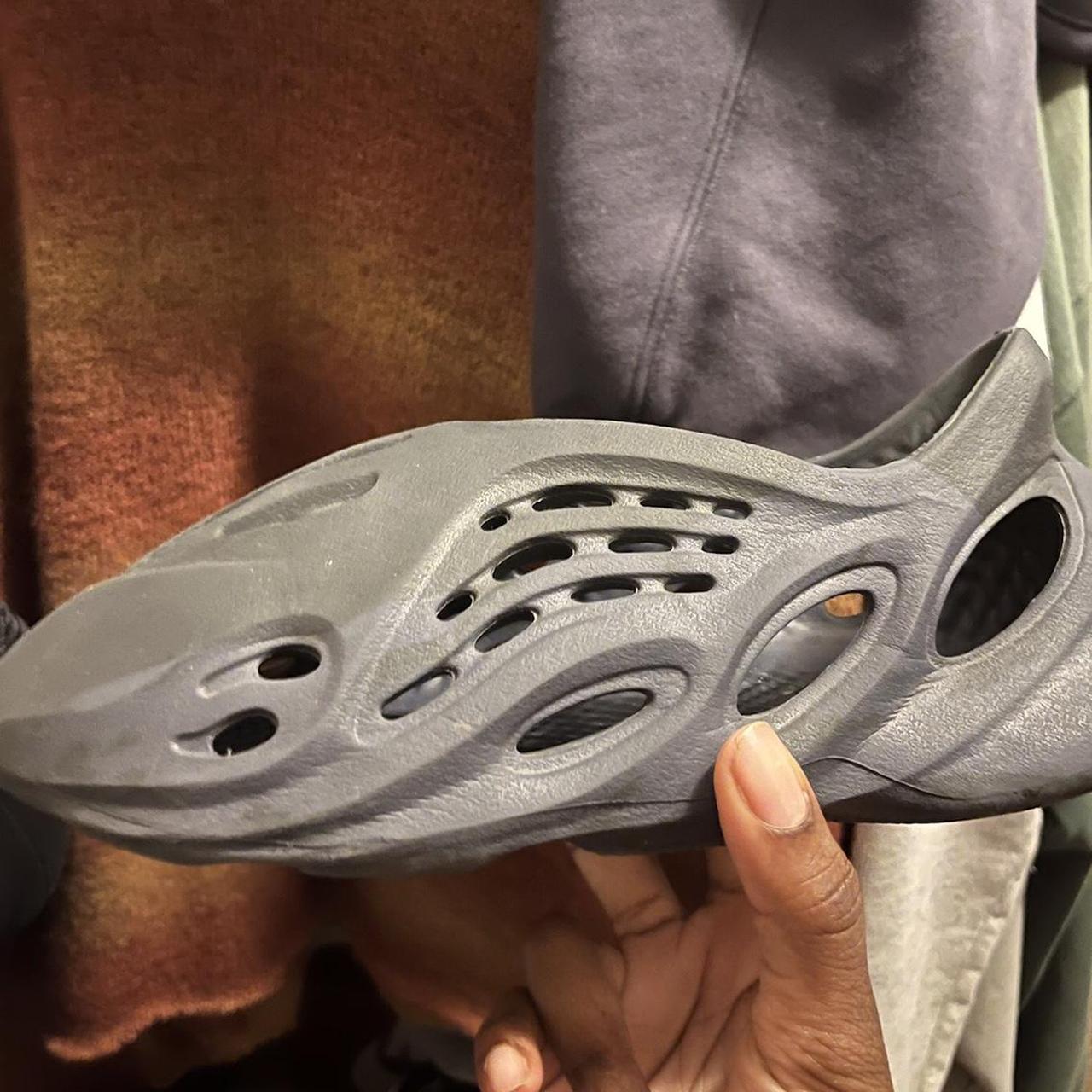 yeezy foam runner size 7.5