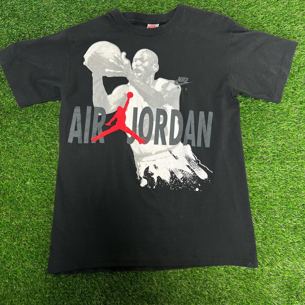 looney tunes nike shirt