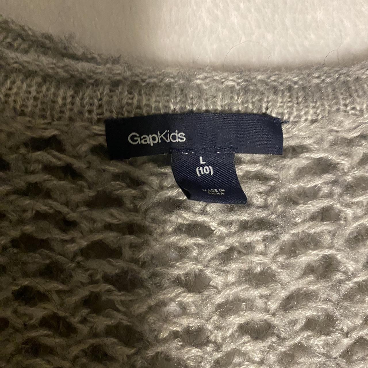 gap-grey-top-depop