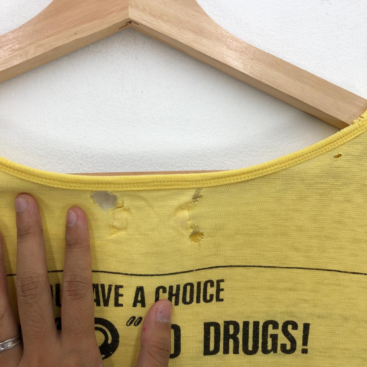 Women's Yellow T-shirt | Depop