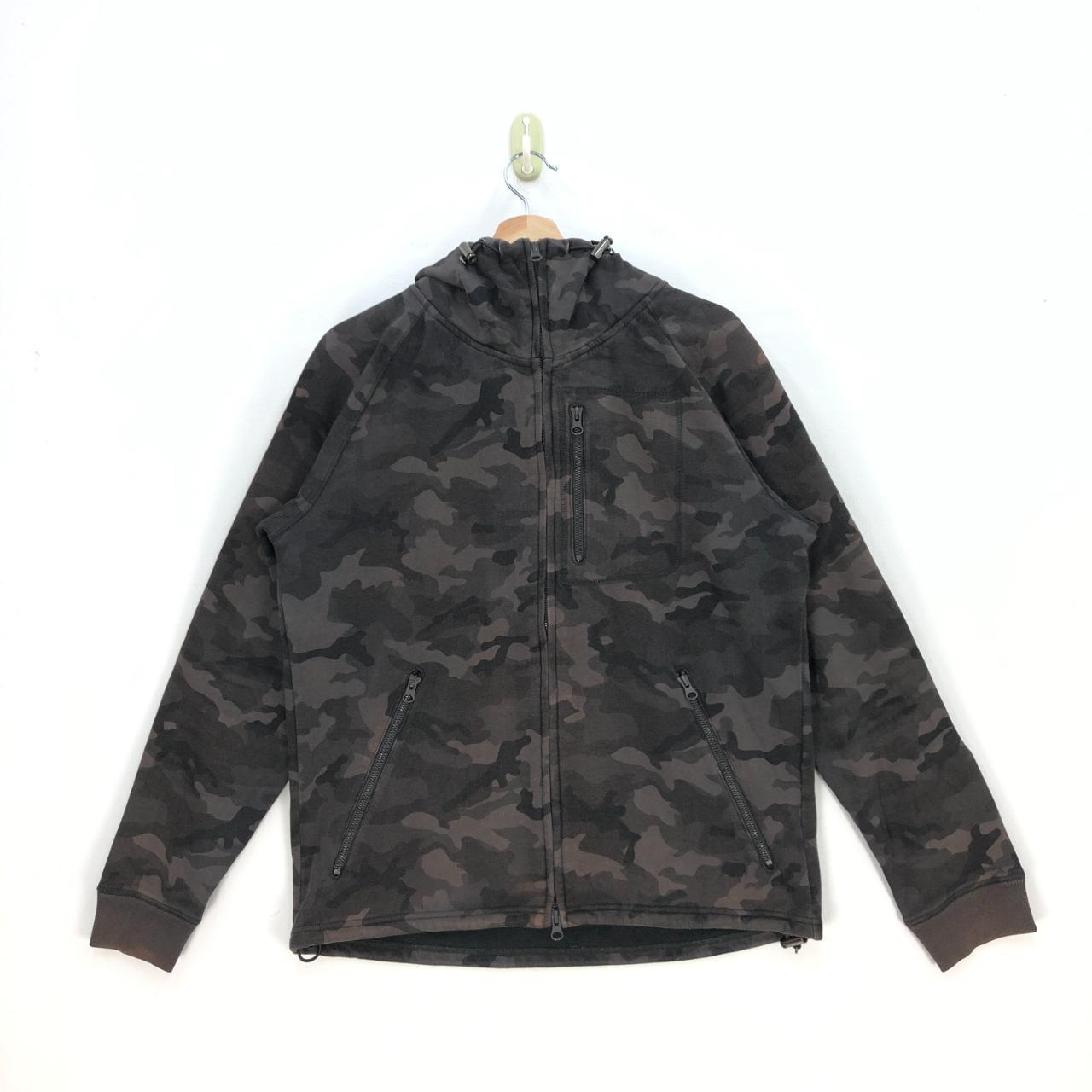 Shops jp camouflage hoodie