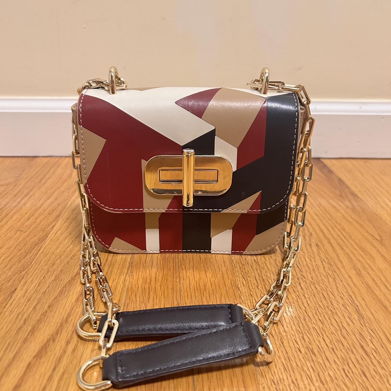 Tommy hilfiger discount turnlock crossbody bag