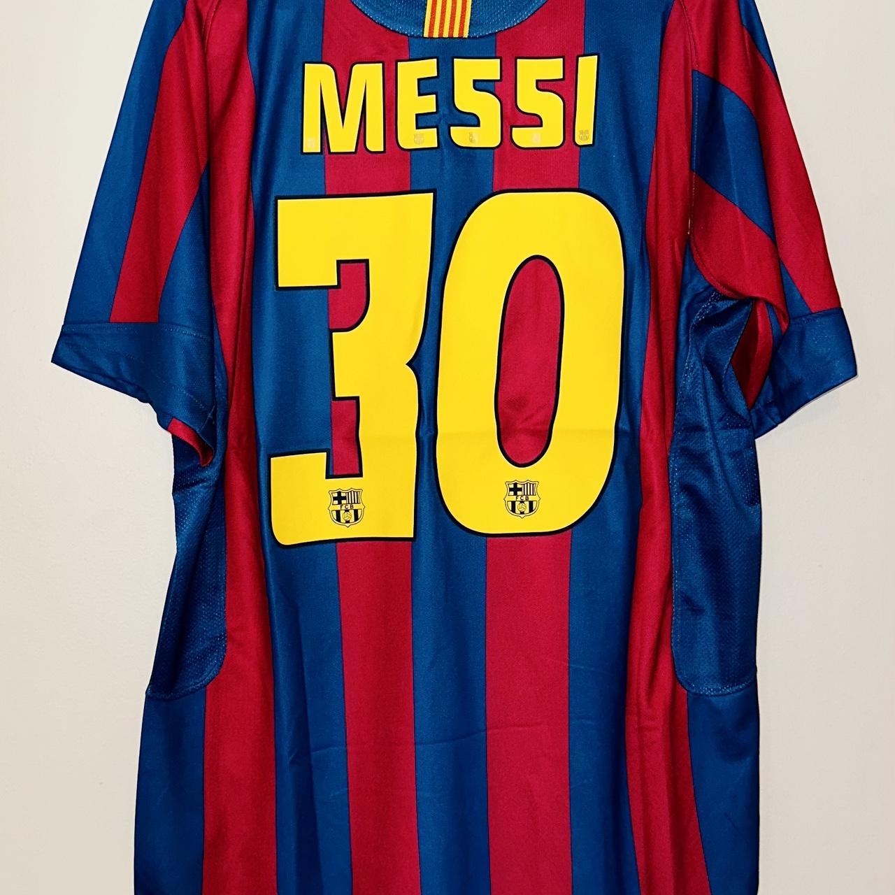 Messi Home Barcelona 05-06 classic Jersey • Size:... - Depop