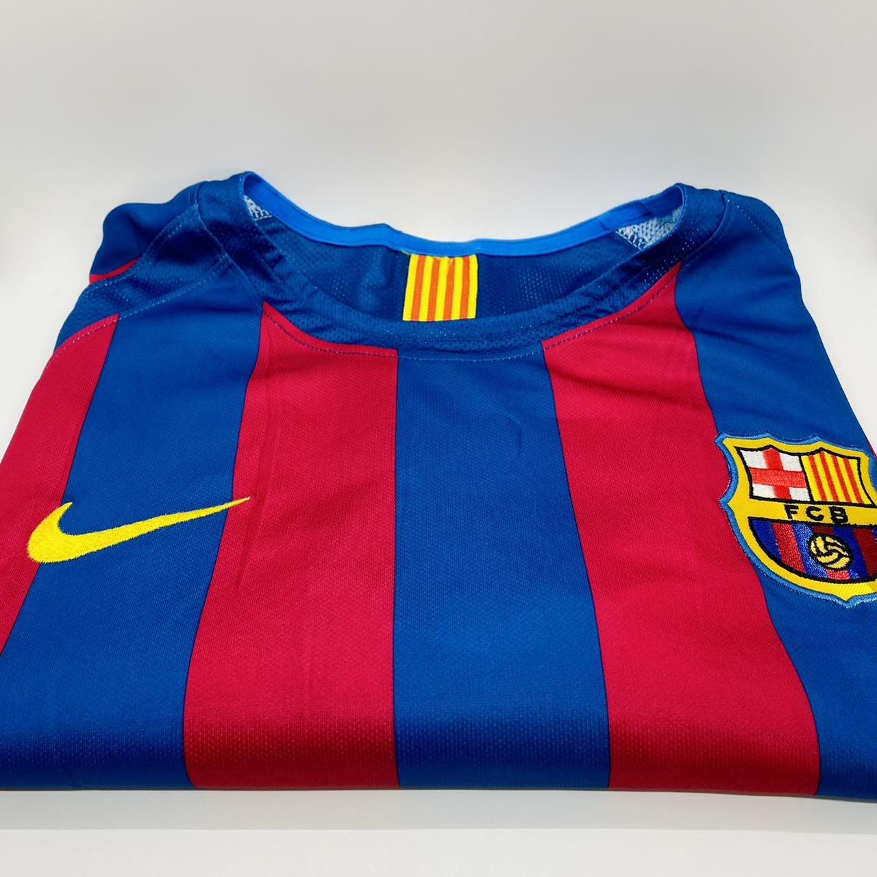 Messi Home Barcelona 05-06 classic Jersey • Size:... - Depop