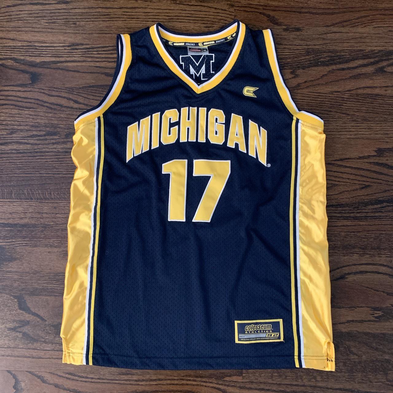 VINTAGE MICHIGAN COLLEGE BASKETBALL Depop