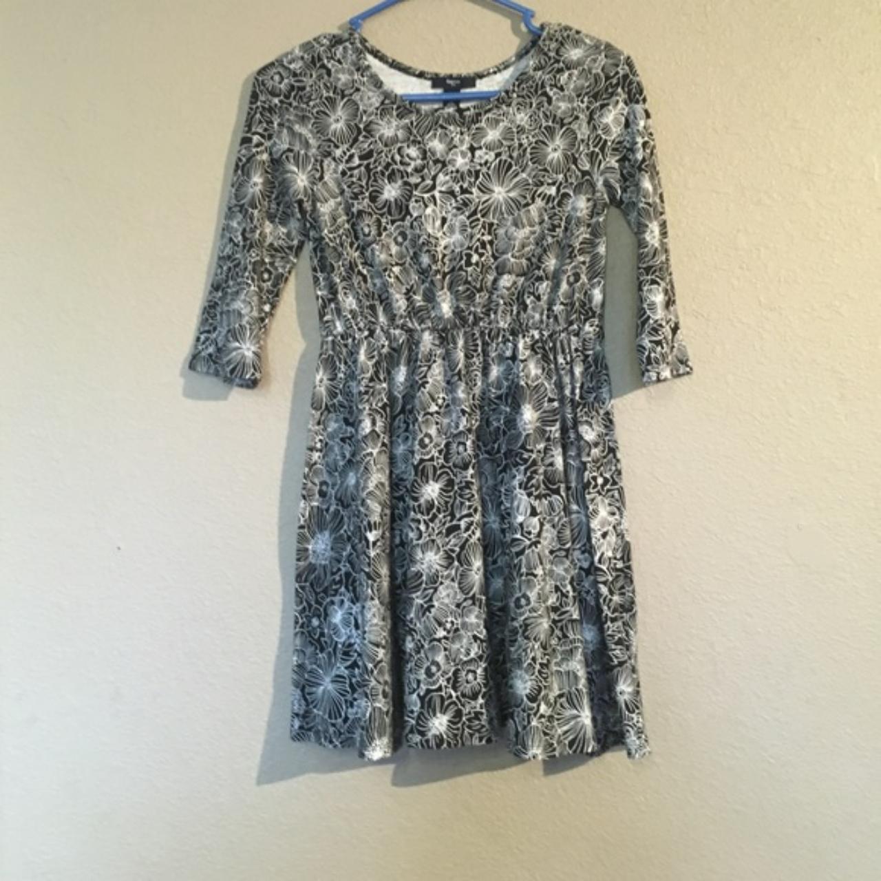 This Black And White Gapkids Dress Is For 11-10 - Depop