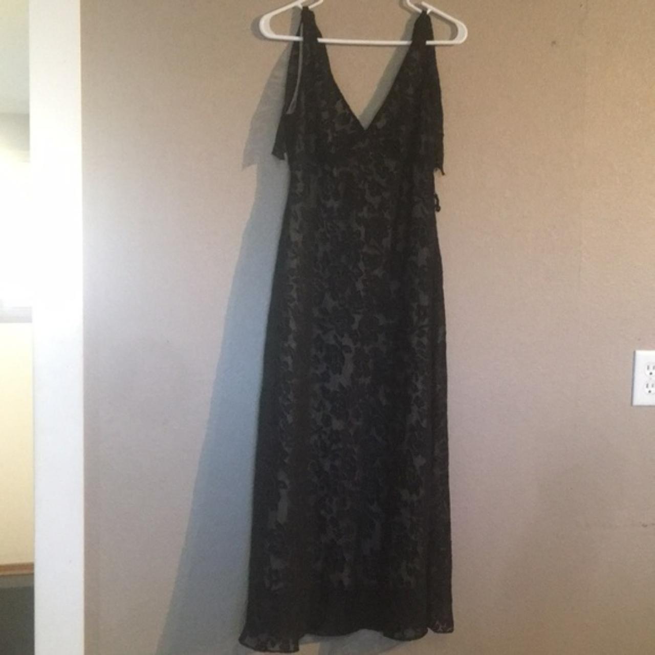 Black Evan Picone Size 6 Maxi Dress This Dress Is Depop 1644