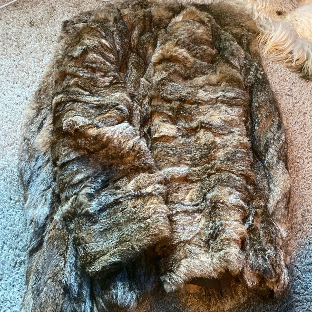 Large fur coat. Missing clips still in great shape... - Depop