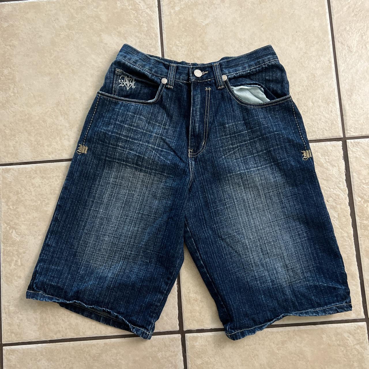 Baggy Y2K Skater Jorts Measurements in Photos - Depop