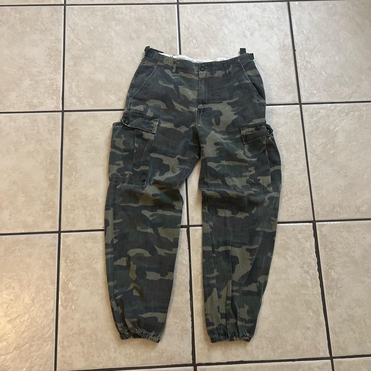 Y2K Camo Cargo Pants Baggy Skater Fashion... - Depop