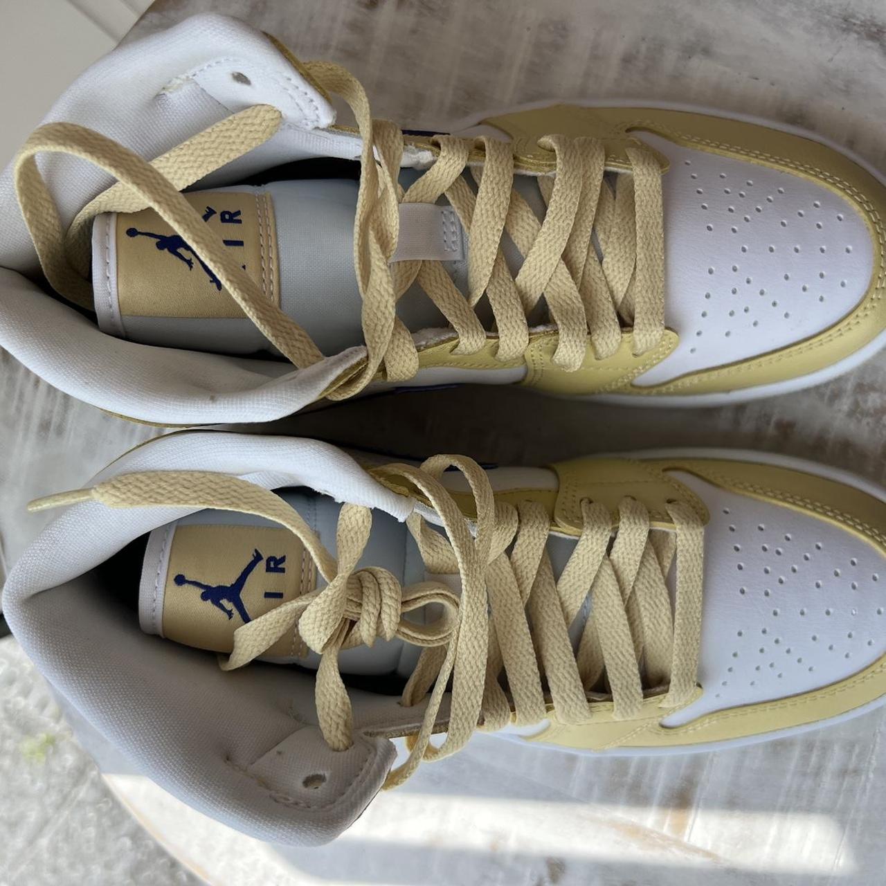 ★関税込★NIKE★AIR JORDAN 1 Mid Lemon Wash Lapis★22-25.5cm Nike Women's Air Jordan 1 Mid Shoes - Lemon Wash / Lapis