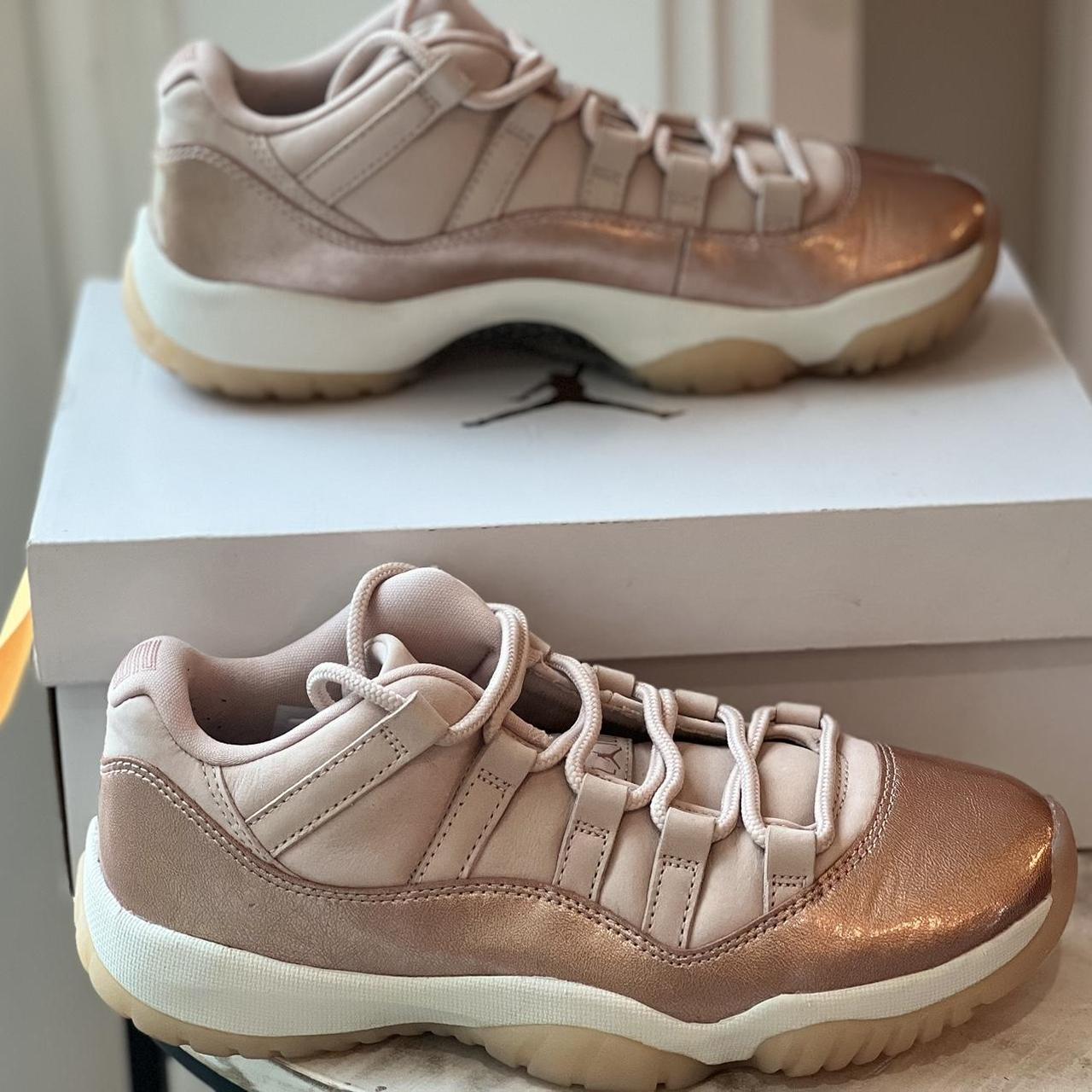 Jordan rose gold 11 deals