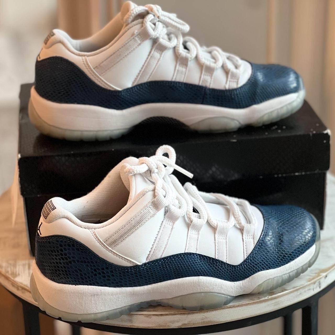 Nike Air Jordan 11 Retro Low Navy Snakeskin size