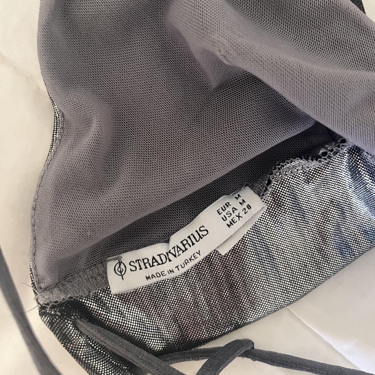 stradivarius silver metallic bralet size M, never - Depop