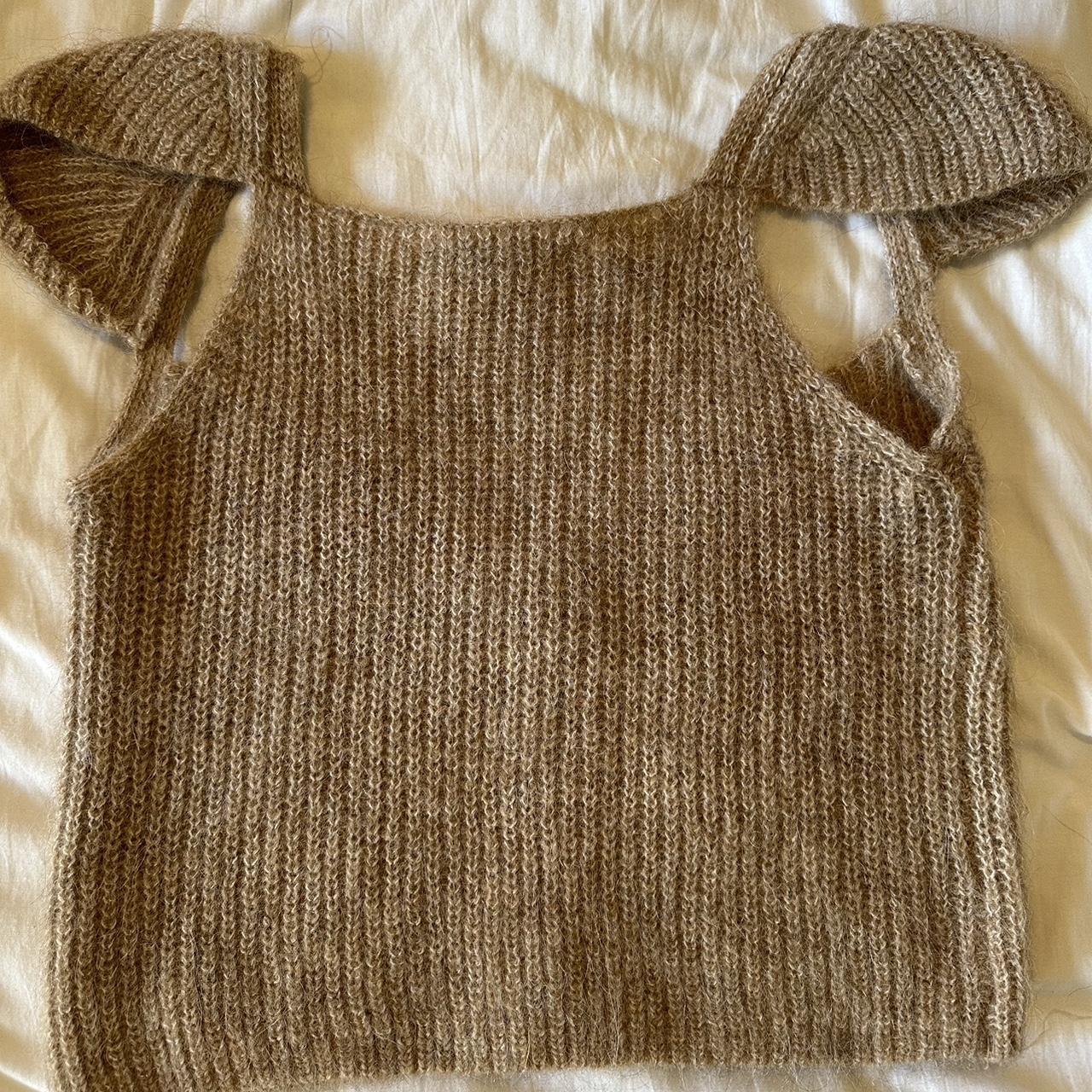 Knit Zara Crop Top Cute knit crop top! Size M never... Depop