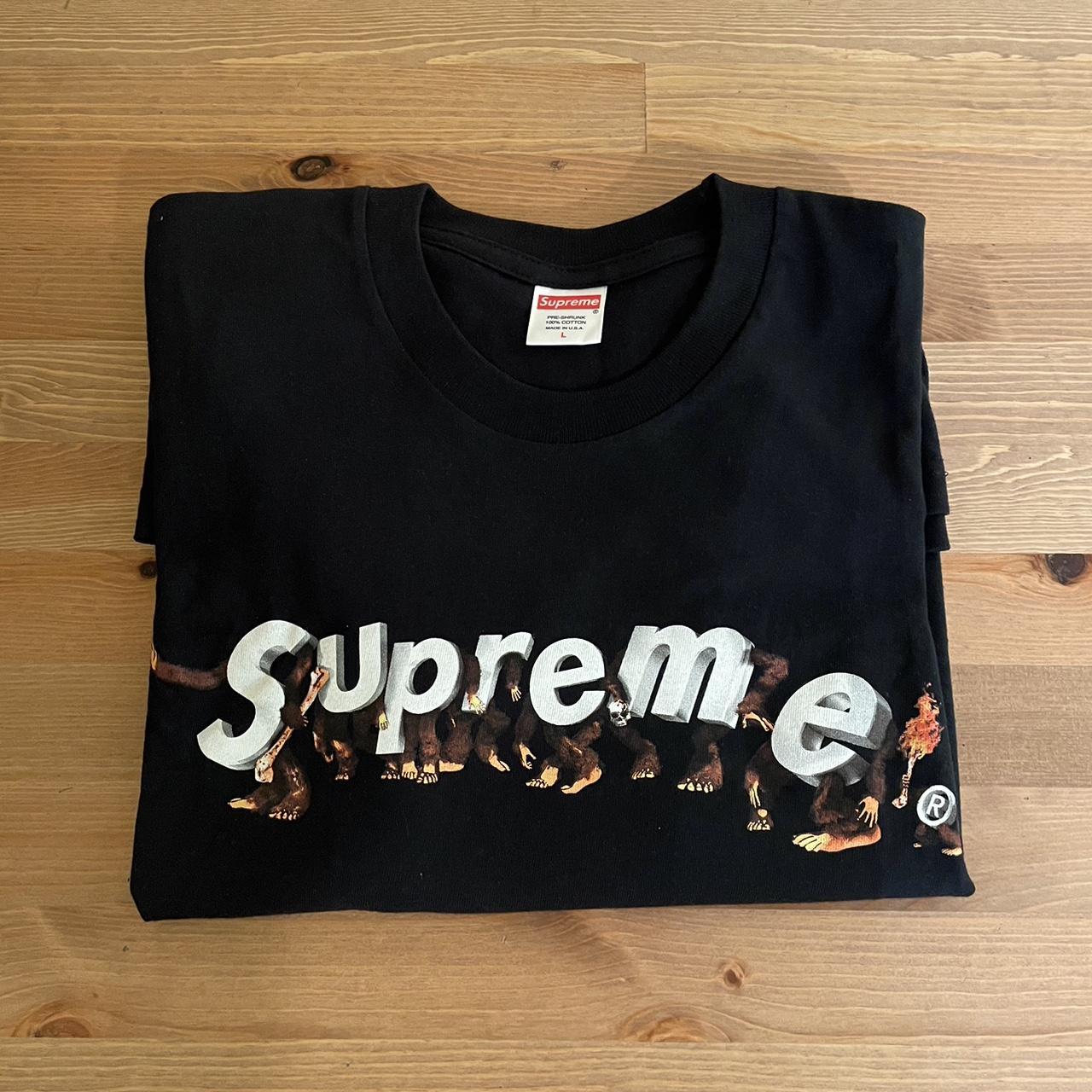 Supreme Apes Tshirt , size L , never worn