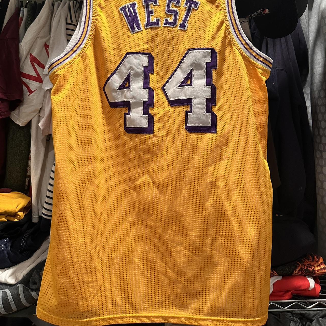 Vintage La Laker XL basketball Jersey - Depop