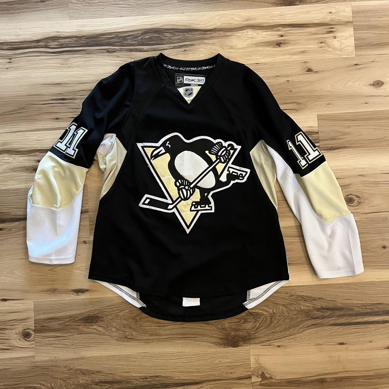 item listed by cmnplcvtg