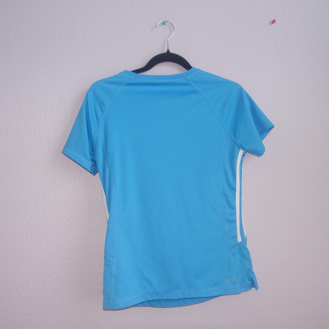 adorable bright blue adidas tshirt 🎀🌞🎽 VINTAGE... - Depop