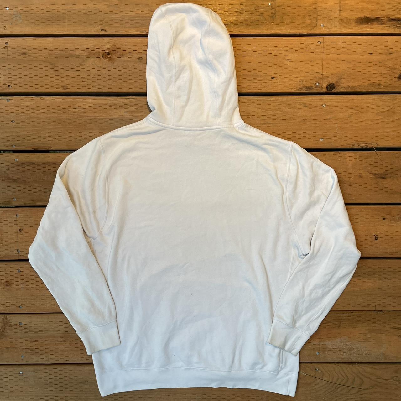 white nike hoodie swoosh
