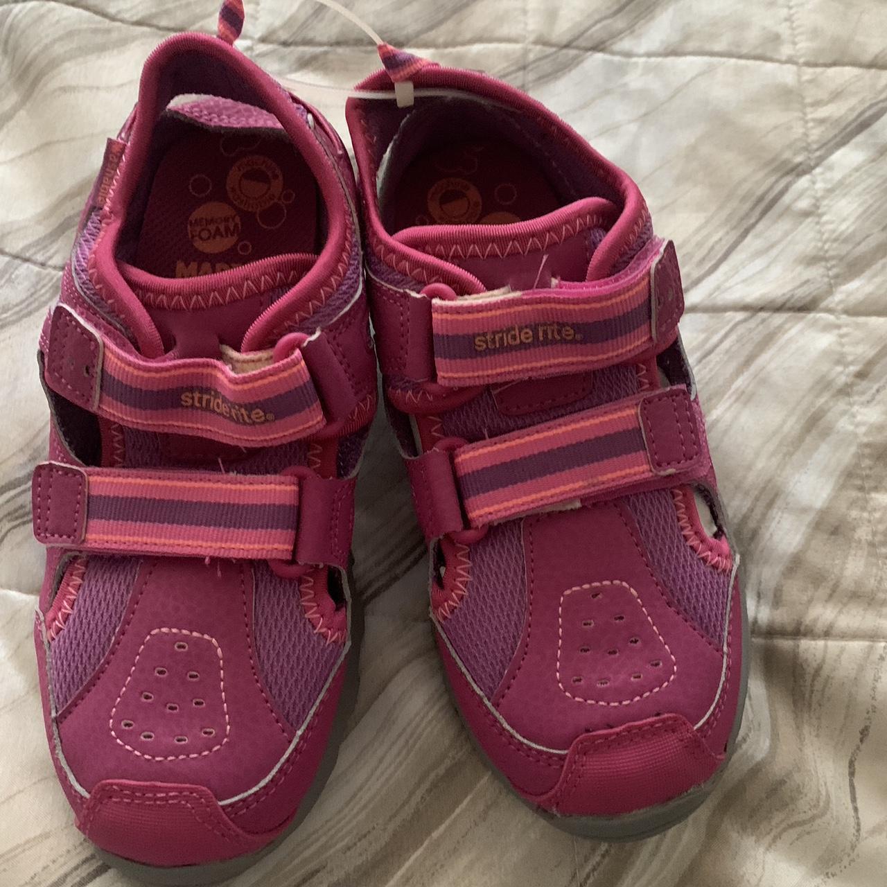 Stride rite clearance pink sandals