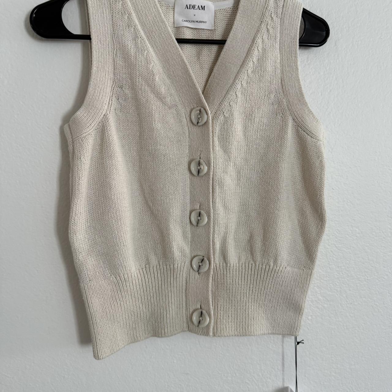 item listed by nicollettesabri