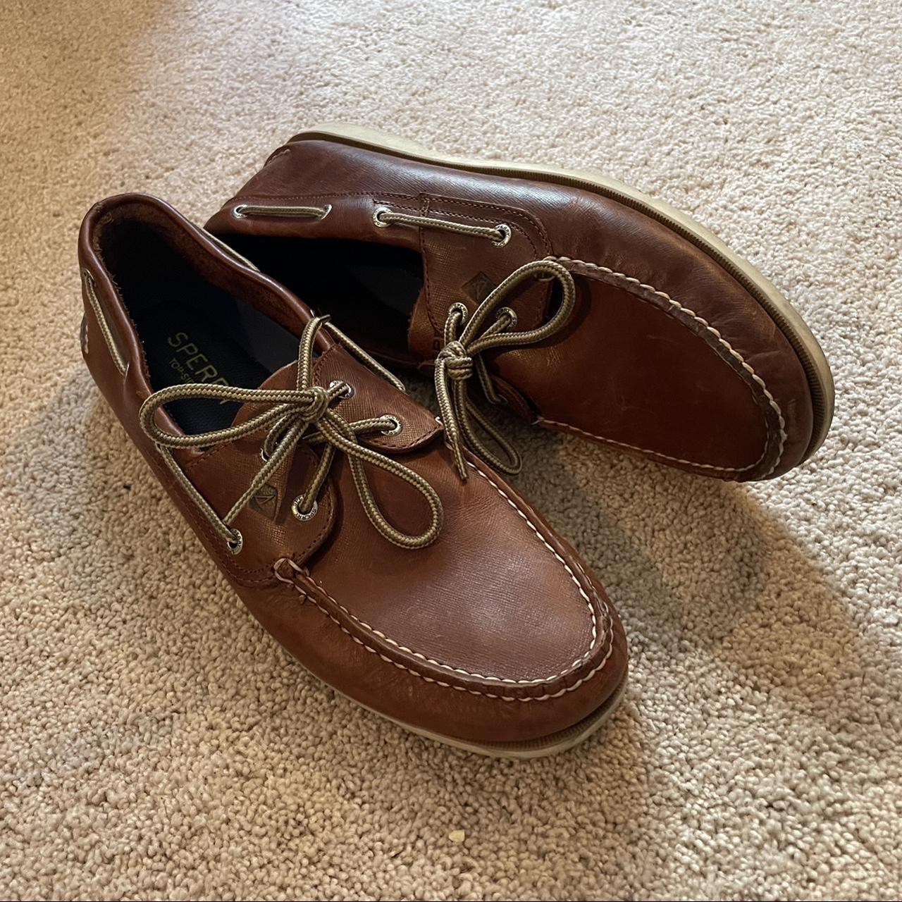 sperry boat shoes clearance