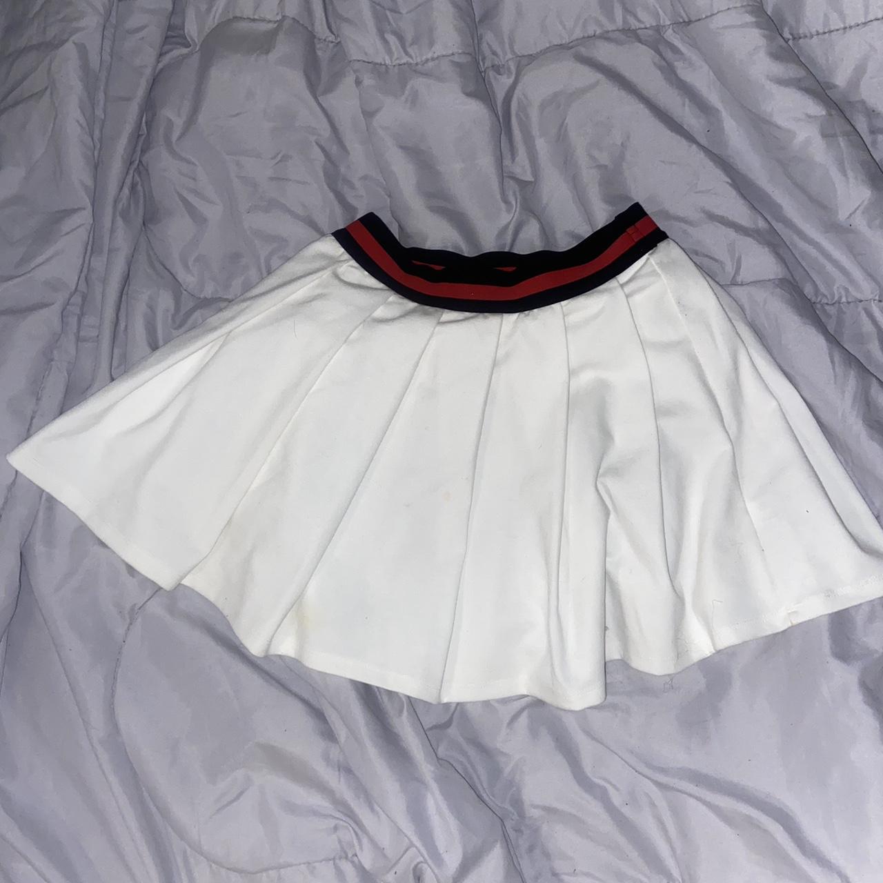 Target Women's White Skirt | Depop