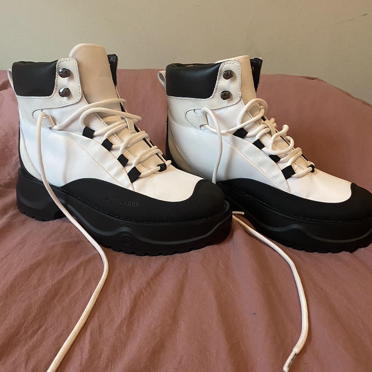 Michael kors deals boots mens white