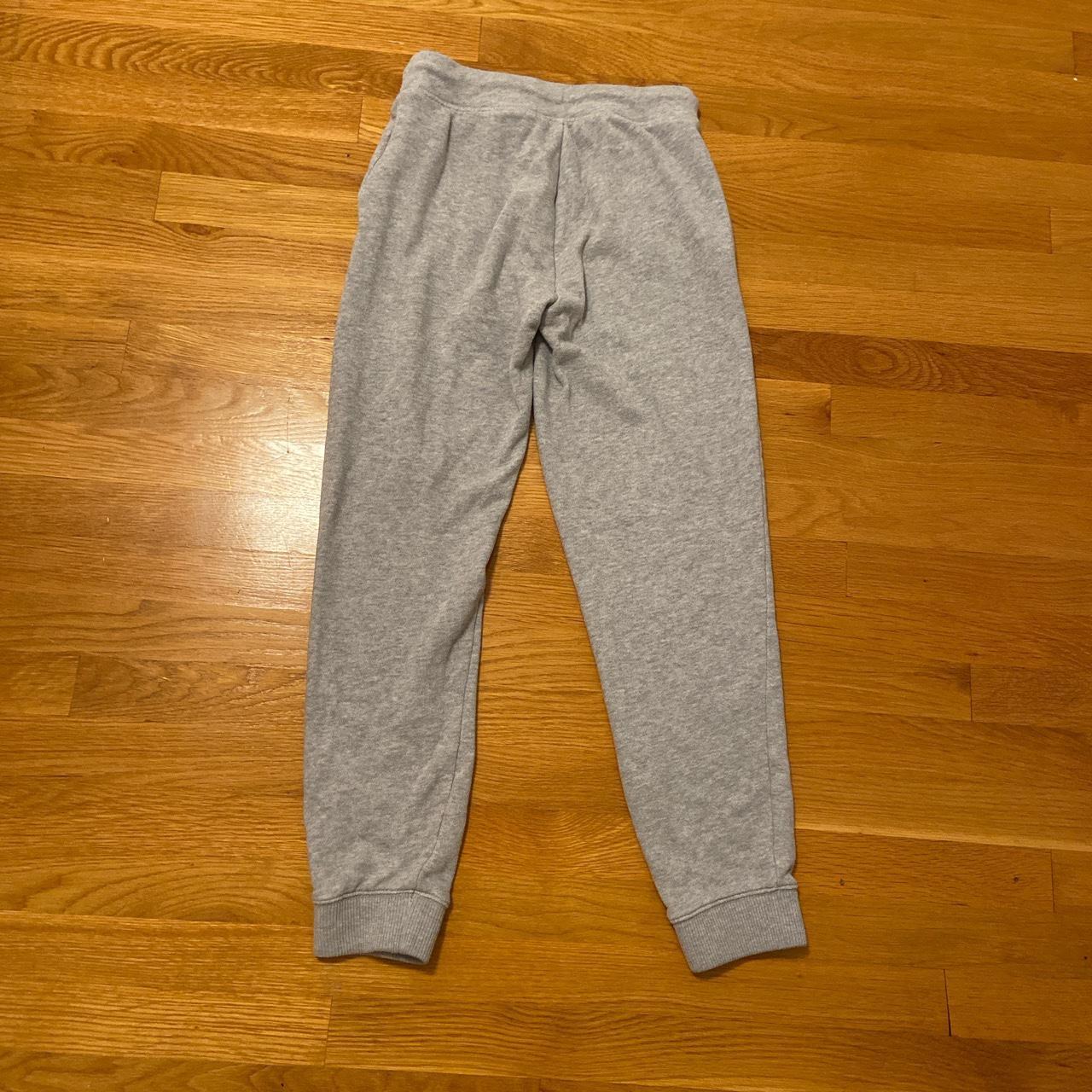 American Eagle light grey sweatpants, size extra