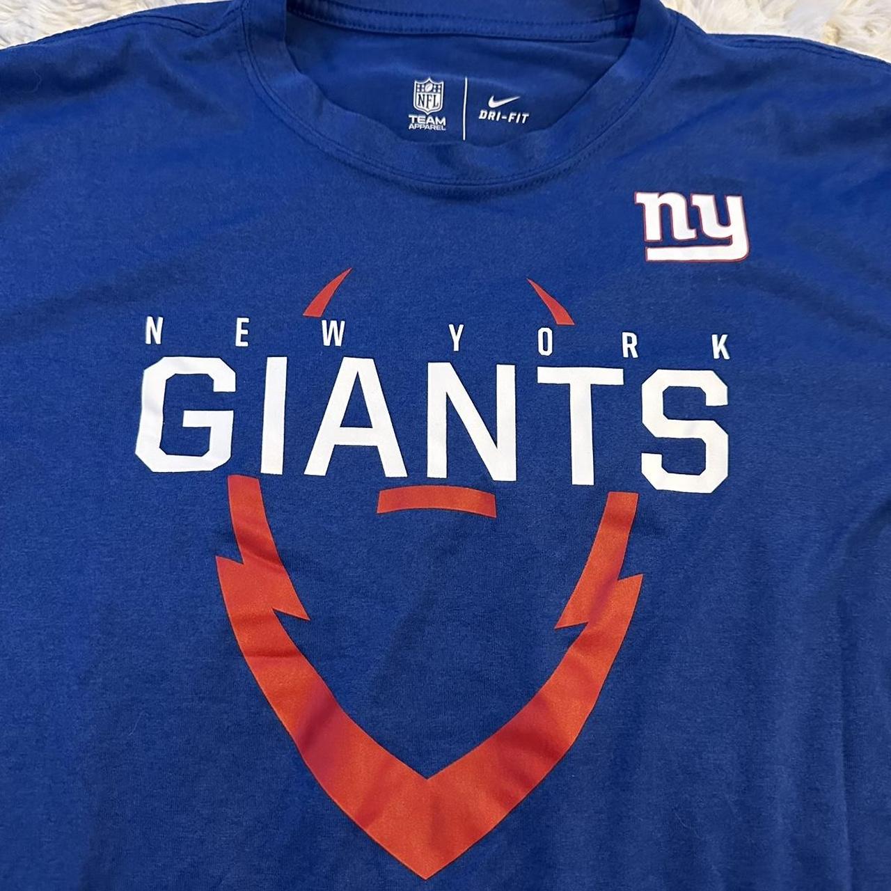 N.Y. GIANTS MEN'S NIKE DRI-FIT T-SHIRT SIZE - Depop