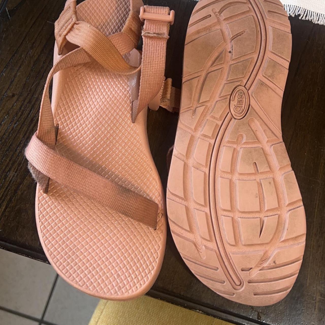 Womens discount rose chacos