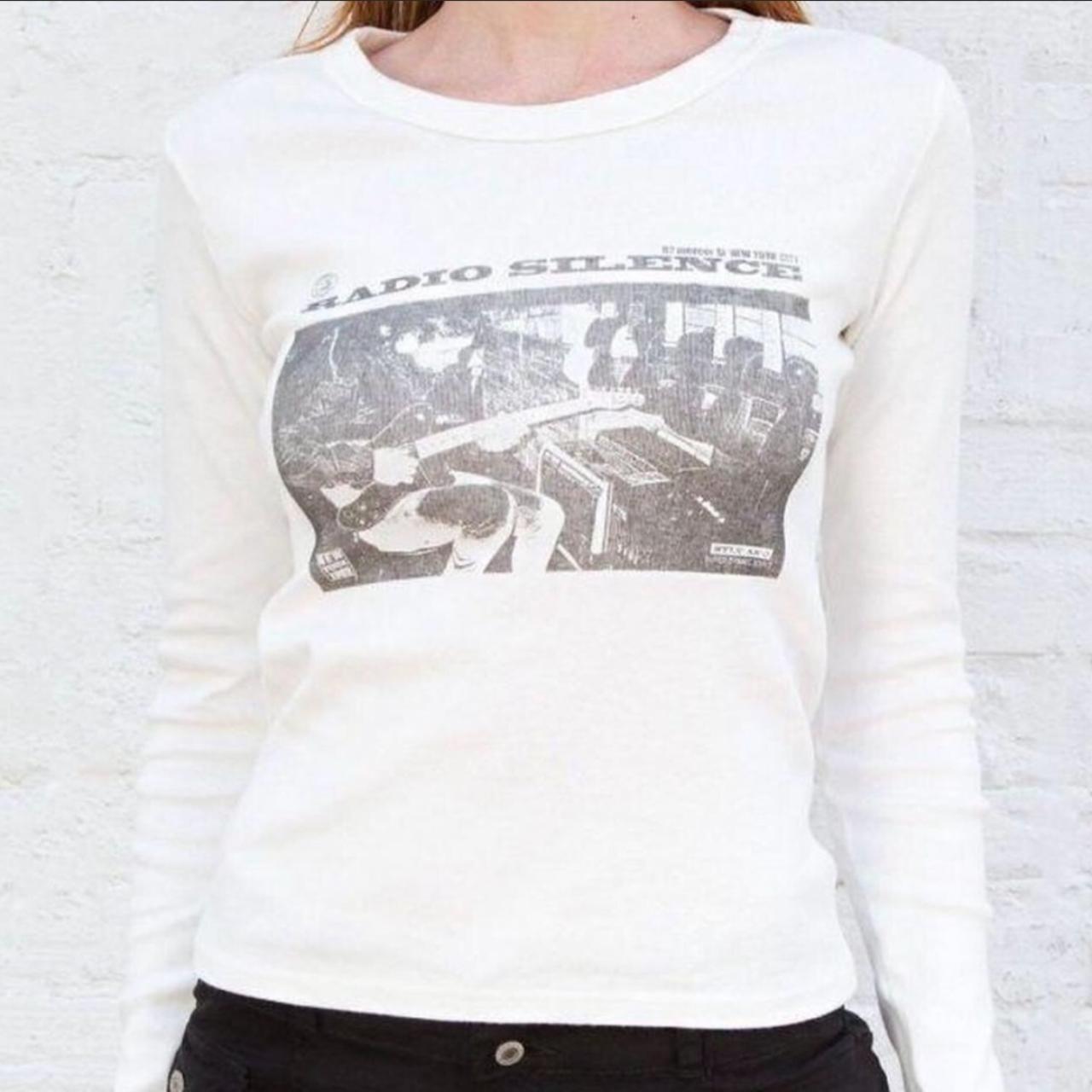 Brandy Melville long sleeve graphic tee. Super soft.