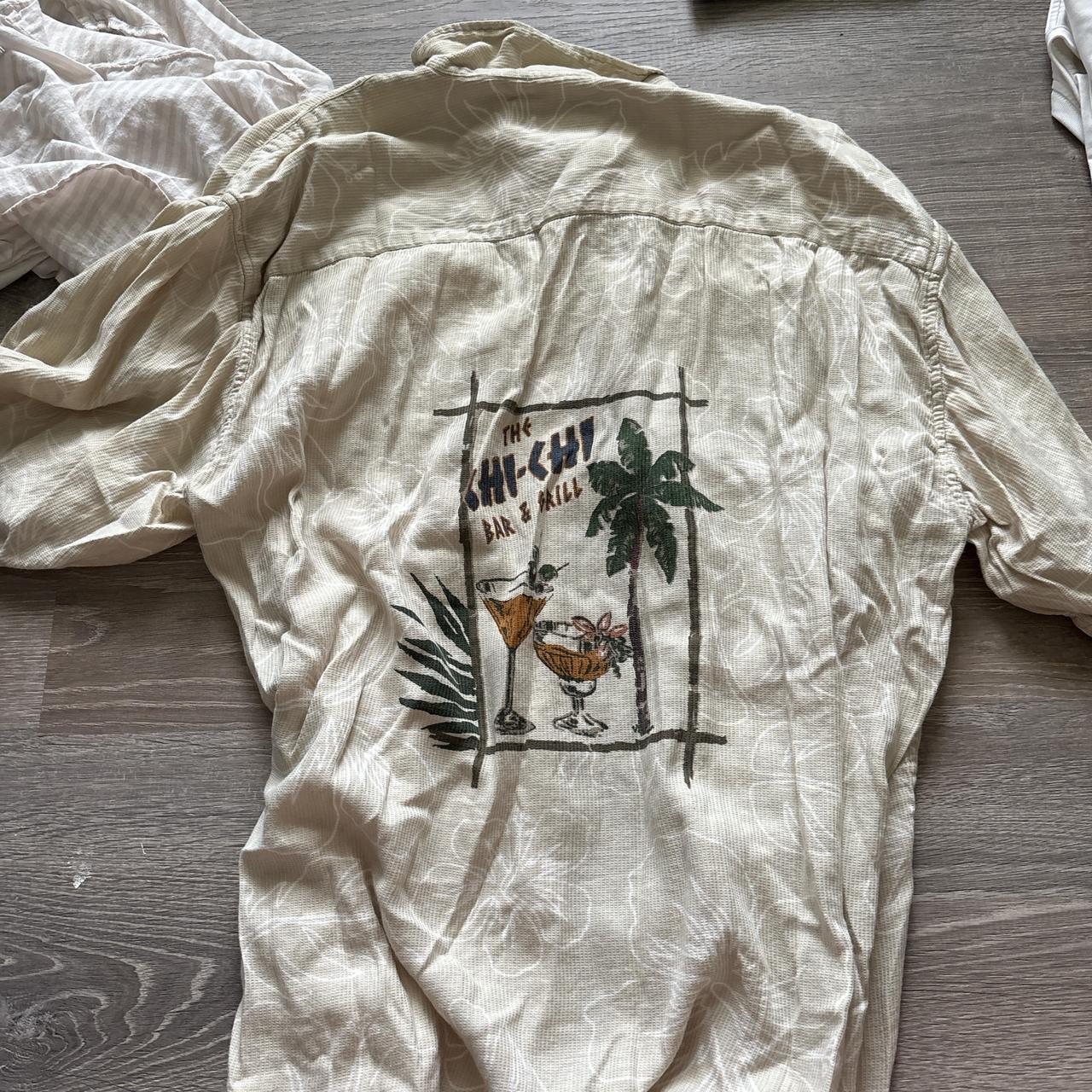 item listed by ashhhnislaaa